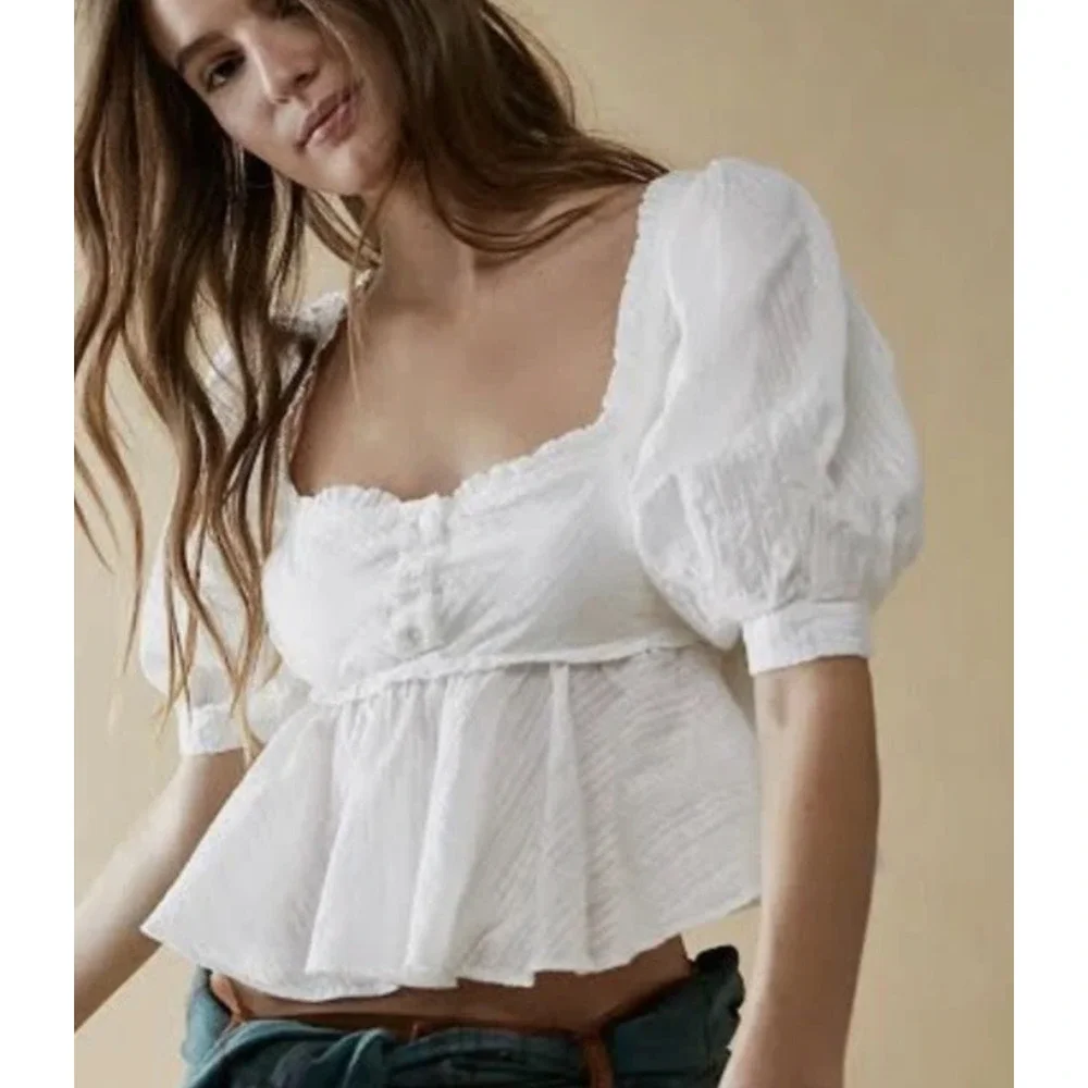 NEW FREE PEOPLE WHITE LEAVE IT TO ME CROPPED BABYDOLL TOP SZ L